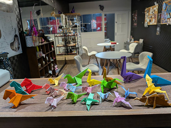 折り紙で作った恐竜たち